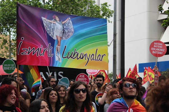 izmir lgbtiler gökkuşağında birarada