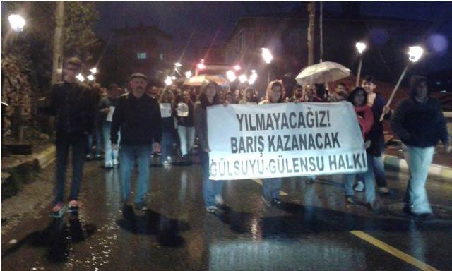 gulsuyunda halk ankara icin yurudu