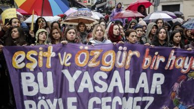 kadinlardan muftu protestosu